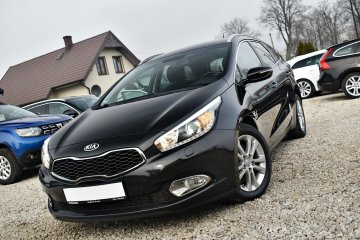 1.6CRDi 110PS _Navi, Key LessGo, Kamera, Xenon, Ledy, Alu _